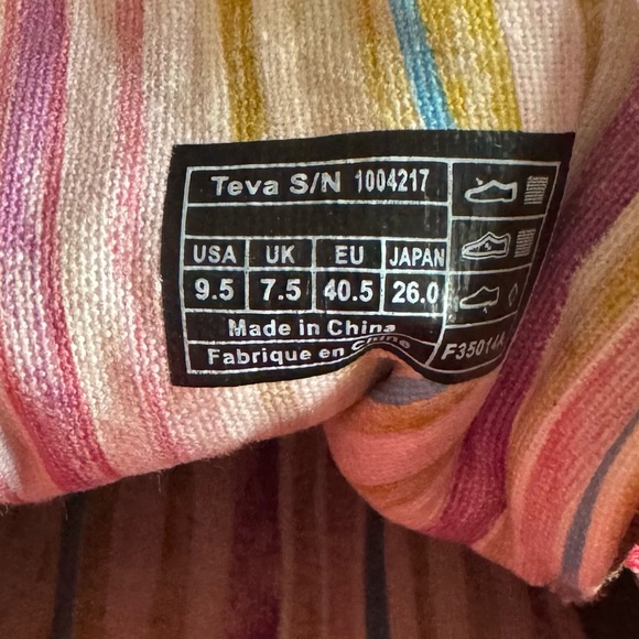 Teva Freewheel Canvas Shoe- Size 9.5 - Picture 7 of 8